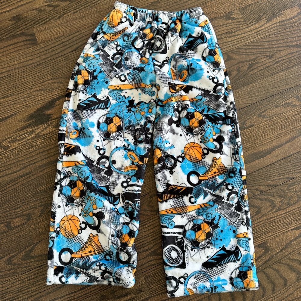 Fuzzy Pants sports style
